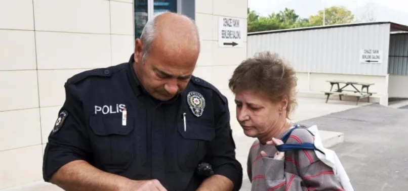 Eşinin öldüğünü polis gelince fark etti