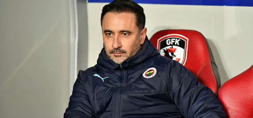 Son dakika: KAP'a bildirildi! Fenerbahçe'de Pereira ile yollar ayrıldı