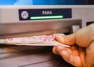 ATM'den para çekenlere önemli uyarı: Gizli tehlikeye dikkat!