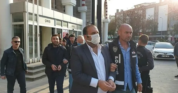 1670401824730.jpg CHP'li Kuşadası Belediyesi'nde büyük vurgun! Kamyonlar yalan soygunlar gerçek