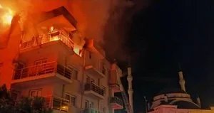 Öfkeli koca binayı ateşe verdi!