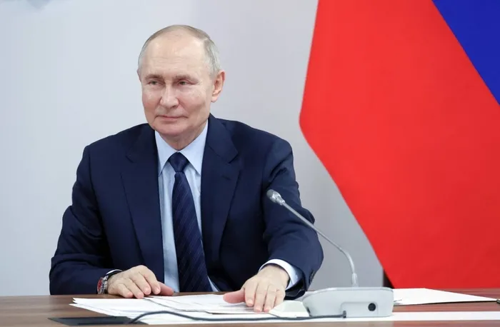 trump-zelenskiynin-ipini-cekti-ukrayna-bir-gun-rusyanin-olabilir-puitn-mi-ikna-etti-ikili-ne-gorustu-1739274305222.jpg Rusya Devlet Başkanı Vladimir Putin (Arşiv)