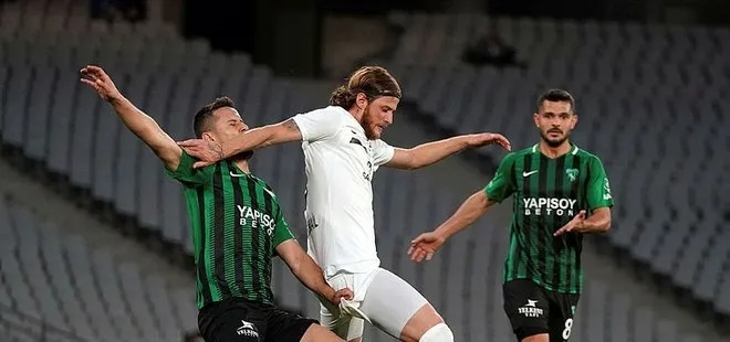 Son dakika: Kocaelispor Sakaryaspor’u 4-0 yenerek 1. Lig’e yükseldi