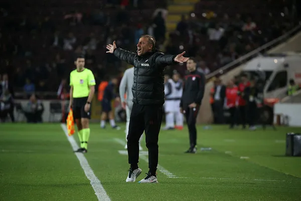 trabzonsporda-abdullah-avci-hatayspor-maci-sonrasi-konustu-simdi-kupa-maci-icin-hazirliklarimiza-baslayacagiz-1651867107788.jpg Trabzonspor'da Abdullah Avcı Hatayspor maçı sonrası konuştu: Şimdi kupa maçı için hazırlıklarımıza başlayacağız - 1
