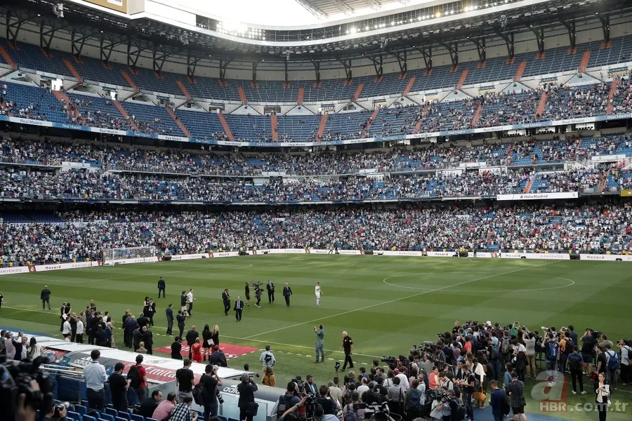 Real Madrid, en pahalı transferi Eden Hazard'ı tanıttı 18