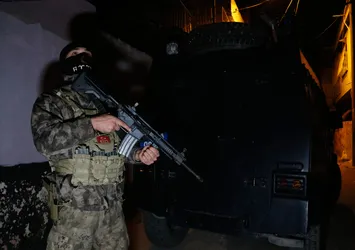 Adana'da yılbaşı öncesi 'torbacı' operasyonu