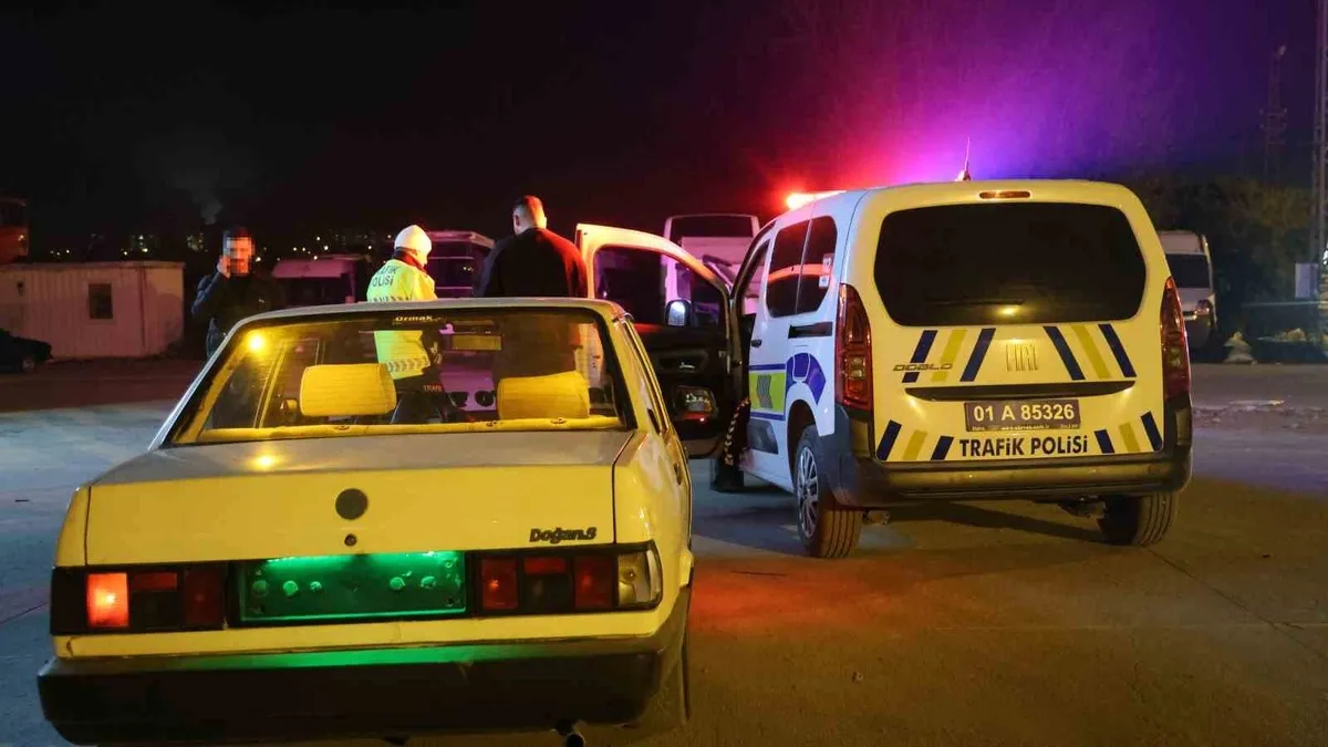 Adana'da iki otomobil sürücüsüne 49 bin 781 lira idari ceza