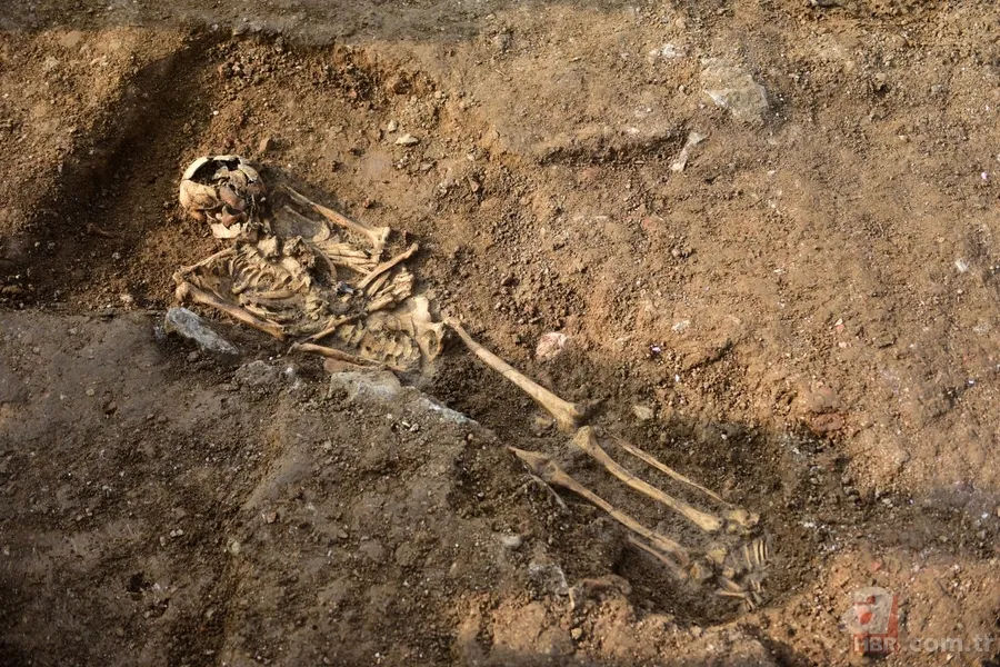 Haydarpaşa'da 1.000 yıllık iskelet bulundu 5