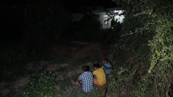 antalyada-16-yasindaki-cocugun-susam-tarlasinda-cesedi-bulundu-1657025366234.jpg Antalya’da 16 yaşındaki çocuğun susam tarlasında cesedi bulundu - 4