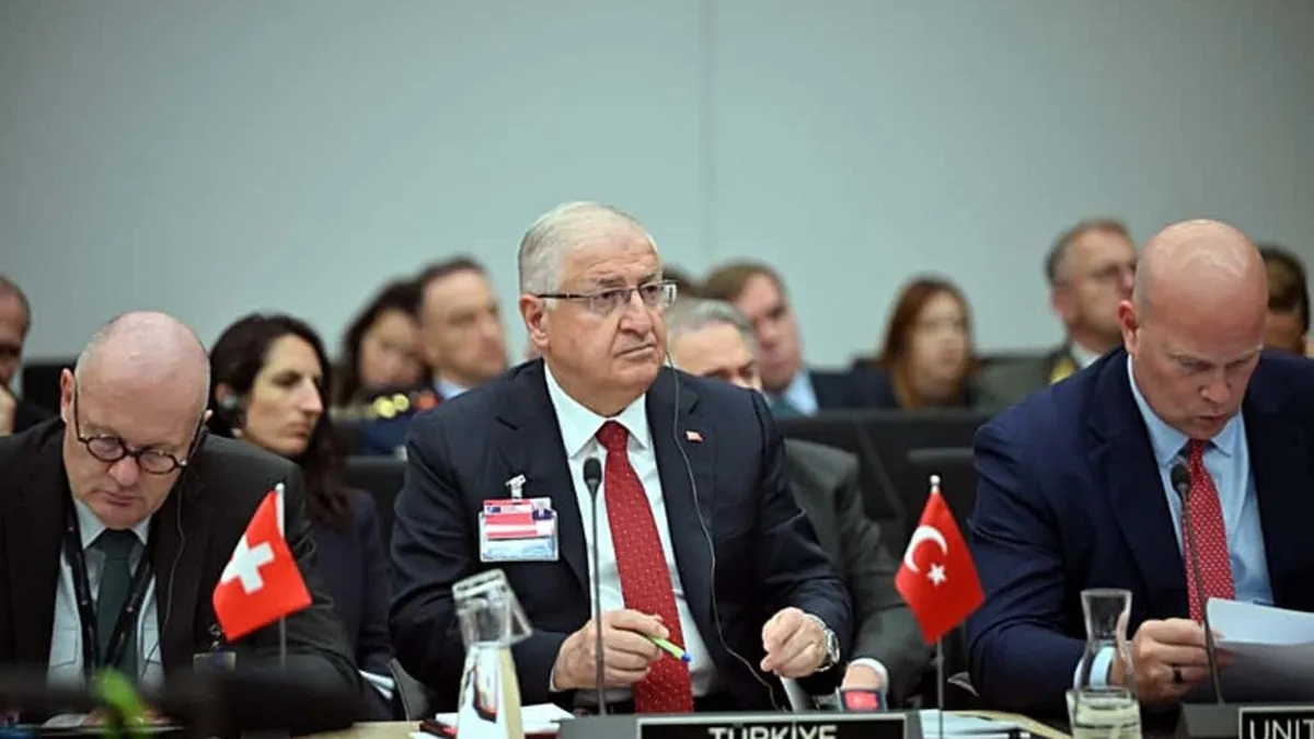 Bakan Güler'den Belçika'da diplomasi trafiği! Ukrayna Savunma Temas Grubu Toplantısı’na katıldı