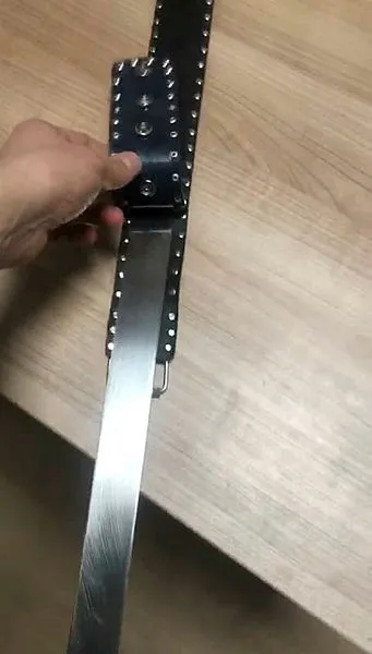 İstanbul’da şüphelinin üstünden kemer görünümlü bıçak çıktı - 1