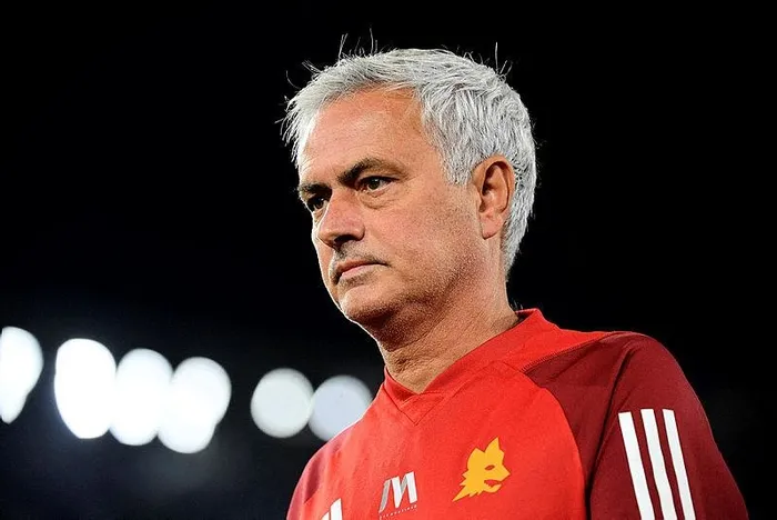 fenerbahce-jose-mourinho-transferini-resmen-kapa-bildirdi-1717225870037.jpeg Fenerbahçe Jose Mourinho transferini resmen KAP'a bildirdi! İşte Mourinho'nun transfer listesi - 1