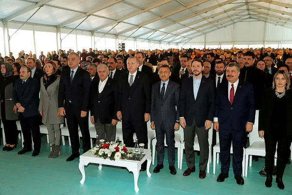 Son dakika: Başkan Erdoğan: AKM vatan ve millet düşmanlarına verilmiş en güzel cevap olacaktır!