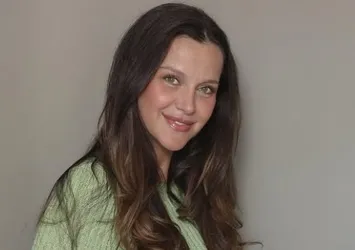 İrem Helvacıoğlu kızı Sora’ya içini döktü