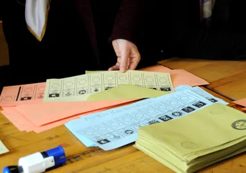 Son dakika: YSK'dan Kozan kararı