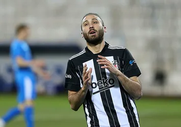 Cenk Tosun'dan müjdeli haber! Bu kez bonservisiyle gelecek