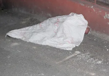 80 yaşındaki vatandaş sokak ortasında ölü bulundu