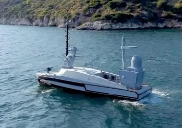 Türkiye'den bir ilk daha! İnsansız su üstü deniz aracı geliyor! Tarihin seyrini değiştirecek kritik projeler için flaş sözler