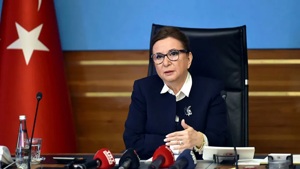 Ticaret Bakanı Ruhsar Pekcan, koronavirüs Kovid-19 salgınına karşı temassız ticaret çözümünü anlattı! Son dakika ekonomi haberi... | VİDEO