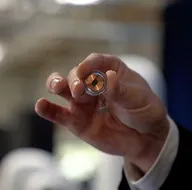 Elon Musktan olay yaratan tanıtım! İnsan beyni hacklenecek!