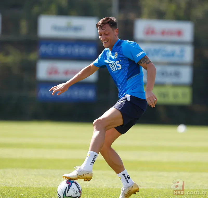 Fenerbahçe'de sıcak gelişme! Mesut Özil ve Ozan Tufan neden kadro dışı kaldı? 23