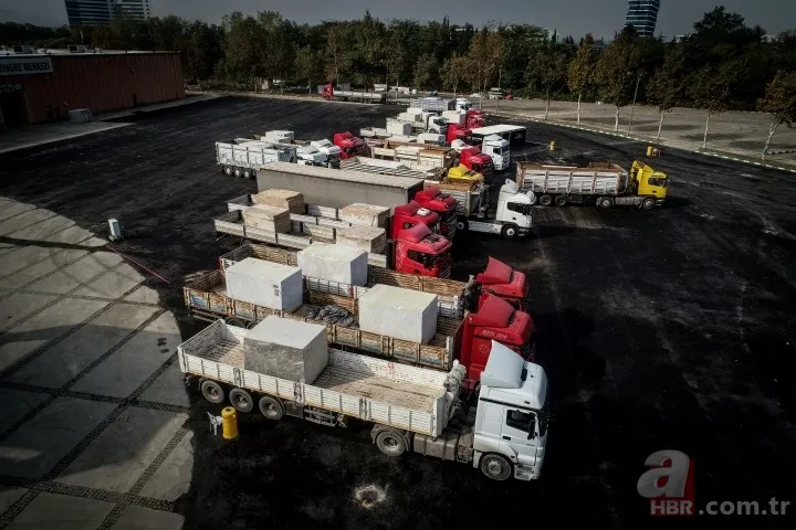 Bursa'da fuarda sergilenecek mermerler yaklaşık bin 300 TIR'la taşındı 16