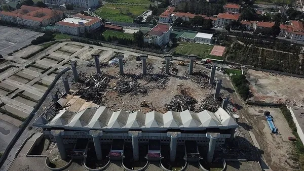 CHP milli başarılara da karşı: Spor kompleksinin yapımını durdurdular