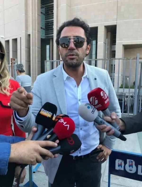 yasar-ipekle-mahkemelik-olan-seren-serengil-hakkinda-zorla-getirme-karari-1646820092877.jpg Yaşar İpek’le mahkemelik olan Seren Serengil hakkında zorla getirme kararı! - 1