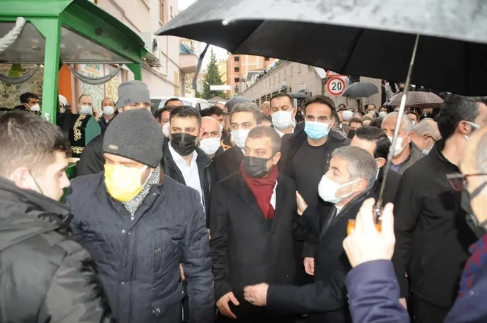 Merkez Bankası Başkanı Kavcıoğlu’nun kız kardeşi Serap Görcü son yolculuğuna uğurlandı
