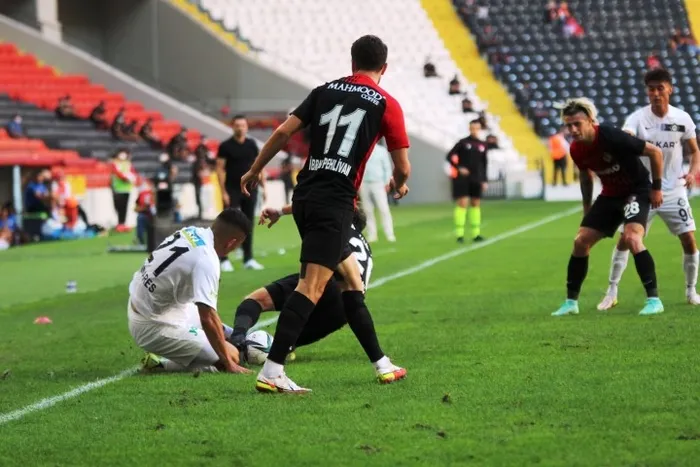 Gaziantep FK 4-1 Altay MAÇ SONUCU-ÖZET - Süper Lig 8. hafta puan durumu