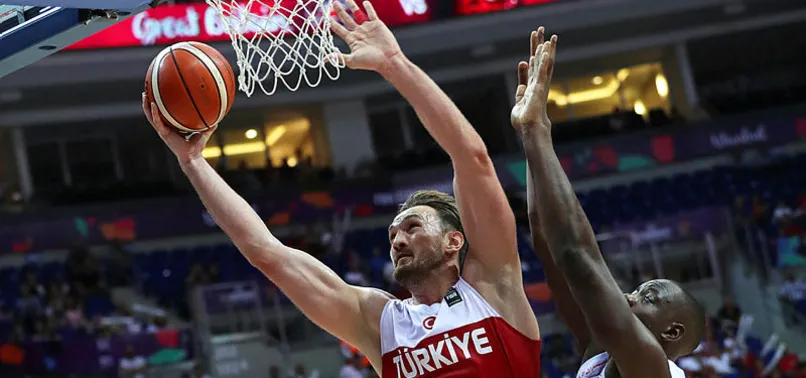 Semih Erden resmen Beşiktaş ile anlaştı