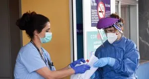 Çin’de ölü sayısı 3 bin 300’e ulaştı