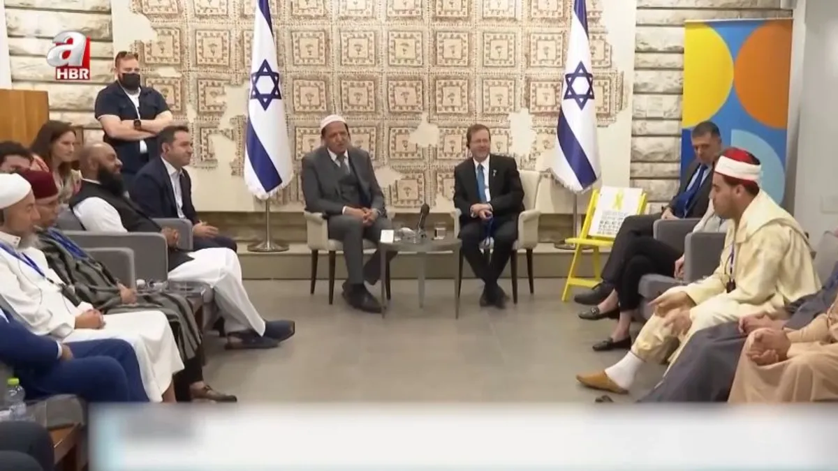 Sözde Fransız imam İsrail cumhurbaşkanını övdü! Gazze yanarken Herzog'a methiyeler dizdiler