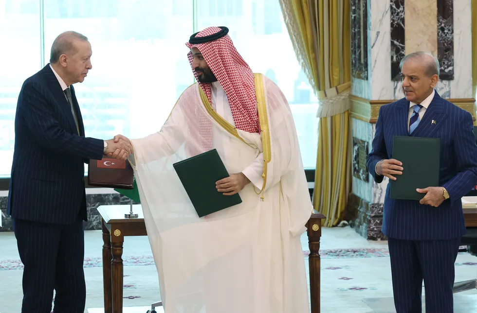 CANLI Türkiye, Suudi Arabistan ve Pakistan'dan Mekke Anlaşması! İmzalar atıldı - 5