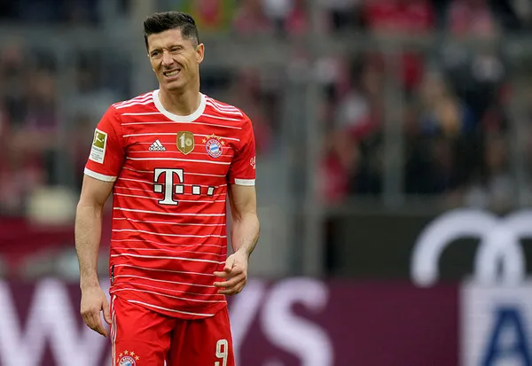 Manchester United Lewandowski için fırsat kolluyor - 1