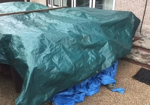 ingilterede-saglik-krizi-cig-gibi-buyuyor-kanser-hastasi-7-saat-yol-ortasinda-yatarak-ambulans-bekledi-goruntu-1670413615359.jpg İngiltere’de sağlık krizi çığ gibi büyüyor! Kanser hastası 7 saat yol ortasında yatarak ambulans bekledi! Görüntüler ülkeyi karıştırdı - 3