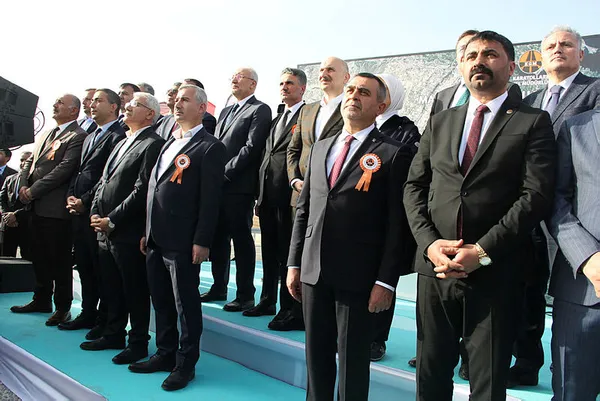 Son dakika: Malatya çevre yolu projesinin birinci etabı Başkan Erdoğan’ın katılımıyla açıldı