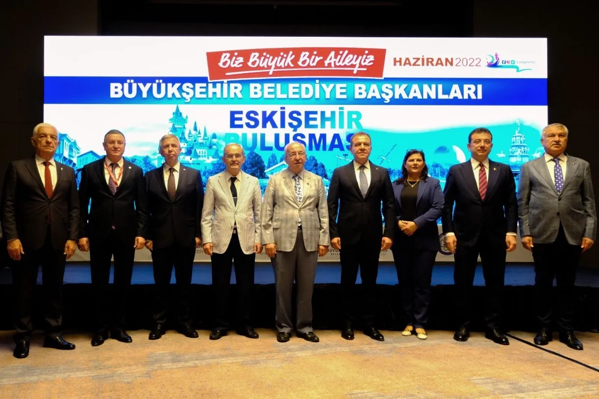 Ankara'yı sel vurdu! ABB Başkanı Mansur Yavaş bildiri peşinde