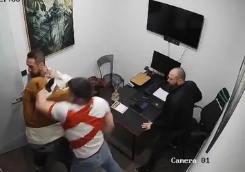 Milli sporcu Semih Topçu'ya silah çekip darp ettiler!