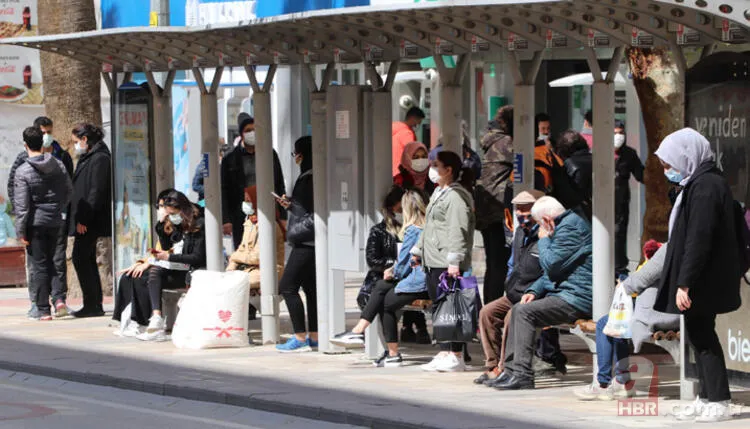 Ramazan Bayramı'nda sokağa çıkma yasağı gelecek mi? Uzman isimler uyardı! Tam kapanma gelebilir 24
