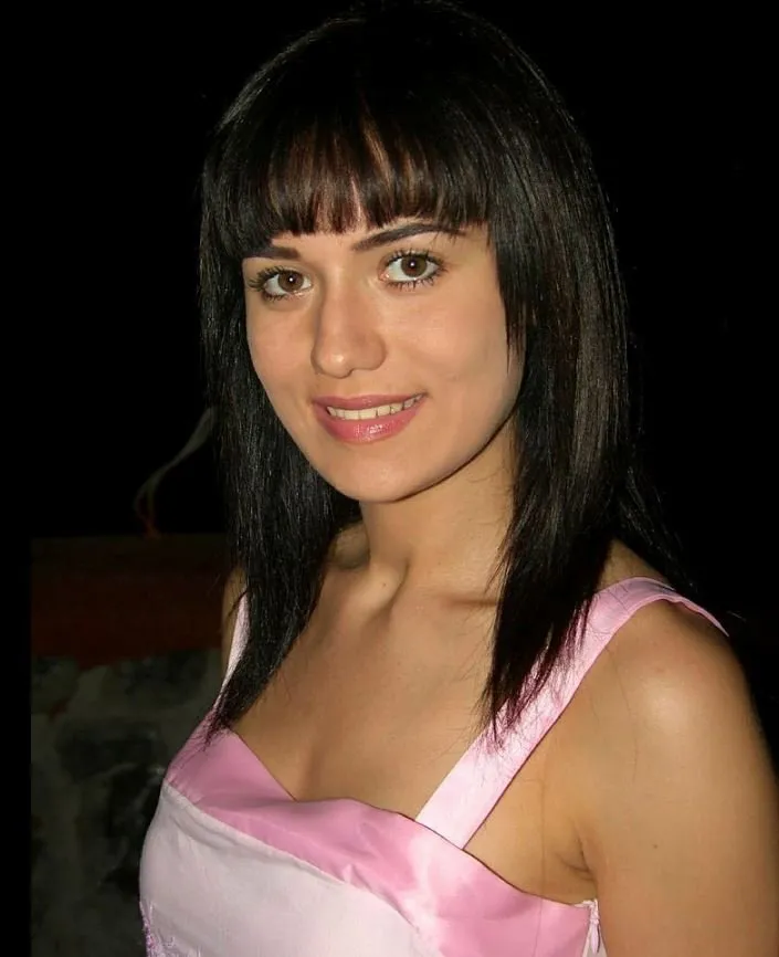 Asli Enver Ile Murat Boz Un Sosyal Medyayi Sallayan Fotografi
