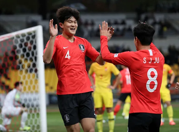 iste-fenerbahcenin-min-jae-kim-icin-odeyecegi-bonservis-bedeli-1628439997177.jpg İşte Fenerbahçe'nin Min-jae Kim için ödeyeceği bonservis bedeli! - 2