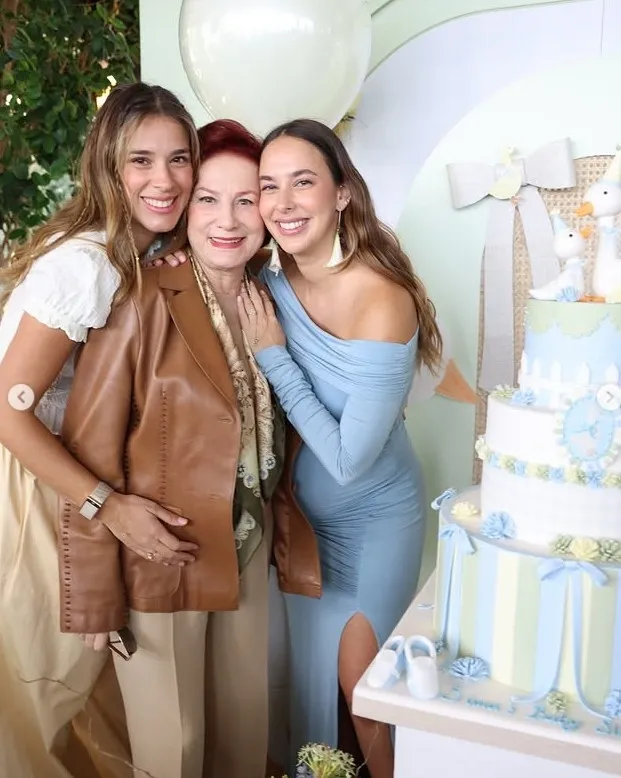 sima-tarkanin-oglu-can-matteo-dunyaya-geldi-ilk-paylasim-teyze-dila-tarkandan-1775047653526.jpg Sima Tarkan'ın oğlu Can Matteo dünyaya geldi! İlk paylaşım teyze Dila Tarkan'dan - 2