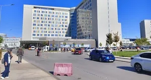 Silahlı saldırıya uğrayan genç kız yaşam mücadelesi veriyor