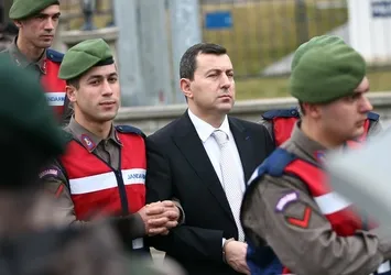 Erdoğan’ın eski başyaveri PKK’ya çalışmış!