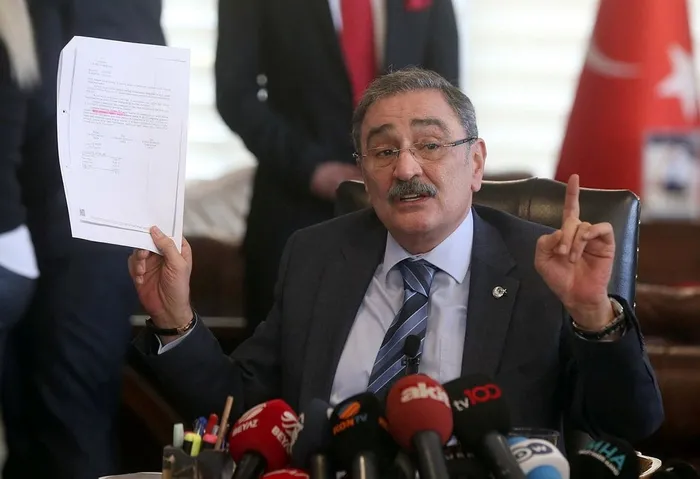 Mansur Yavaş’ın rüşvet skandalında CHP medyası üç maymunu oynuyor