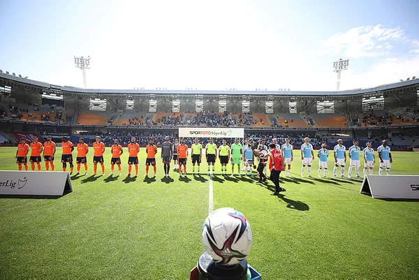 basaksehir-3-trabzonspor-1-mac-sonucu-ozet-1653235306441.jpg Başakşehir 3 - Trabzonspor 1 (MAÇ SONUCU ÖZET) - 1