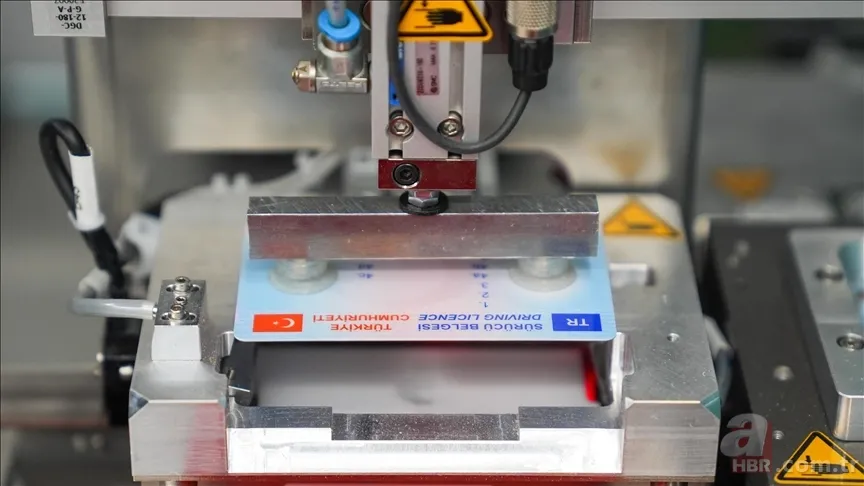 EHLİYET YENİLEME RANDEVU ALMA: Eski tip sürücü belgesinde süre doluyor! Ehliyet yenileme için gerekli belgeler neler? 2