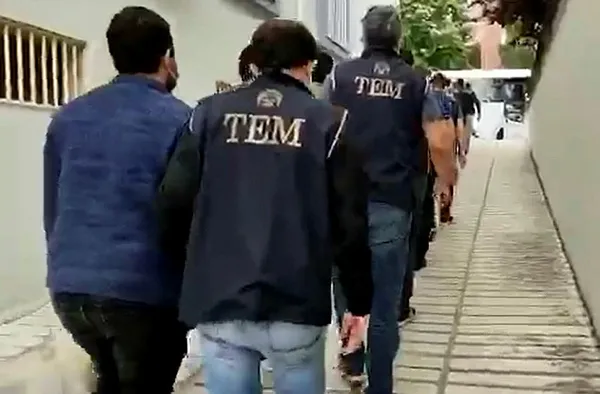 son-dakika-balikesirde-dev-feto-operasyonu-6-kisi-tutuklandi-1622662464813.jpg Son dakika: Balıkesir'de dev FETÖ operasyonu! 6 kişi tutuklandı - 1