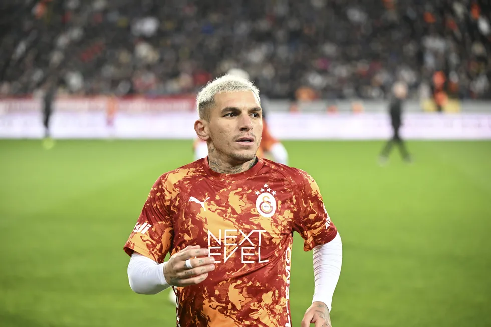 galatasarayin-yildizi-torreiraya-yumruklu-saldiri-sosyal-medyadan-takiple-saldiriyi-planladi-1778650645754.jpg Lucas Torreira